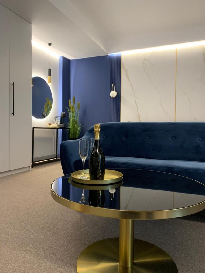 Luxury Saphir Gold Mamaia Nord Apartment ภายนอก รูปภาพ