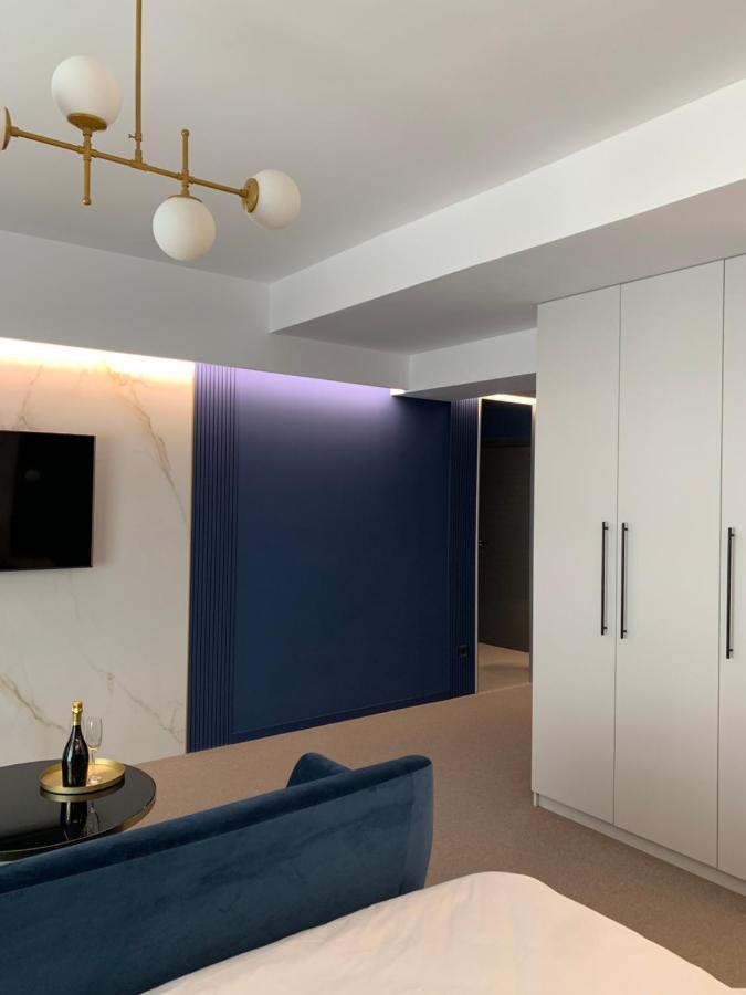 Luxury Saphir Gold Mamaia Nord Apartment ภายนอก รูปภาพ